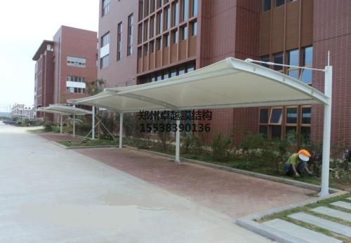 ?？?font color='red'>膜結(jié)構(gòu)車棚</font>【?？谌A能發(fā)展有限公司等】施工案例