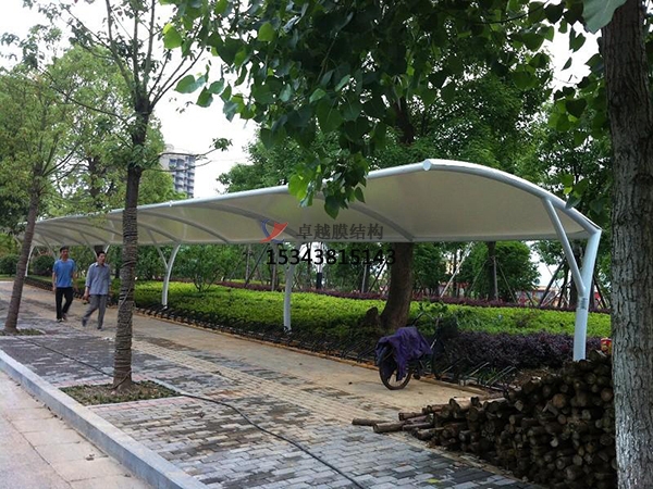 膜結(jié)構(gòu)雨棚遮陽棚效果怎么樣？